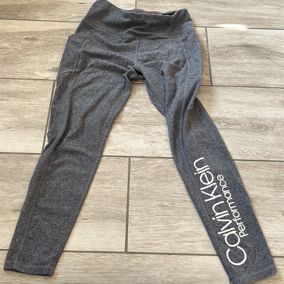 Calvin Klein Performance Leggings - Picture 8 of 8